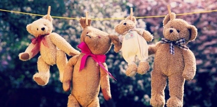 Hướng dẫn cách vệ sinh thú bông len đúng cách