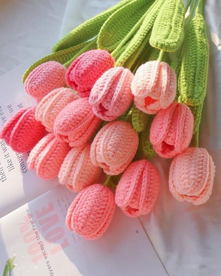 Bật mí cách móc hoa Tulip bằng len cực đẹp mà siêu đơn giản